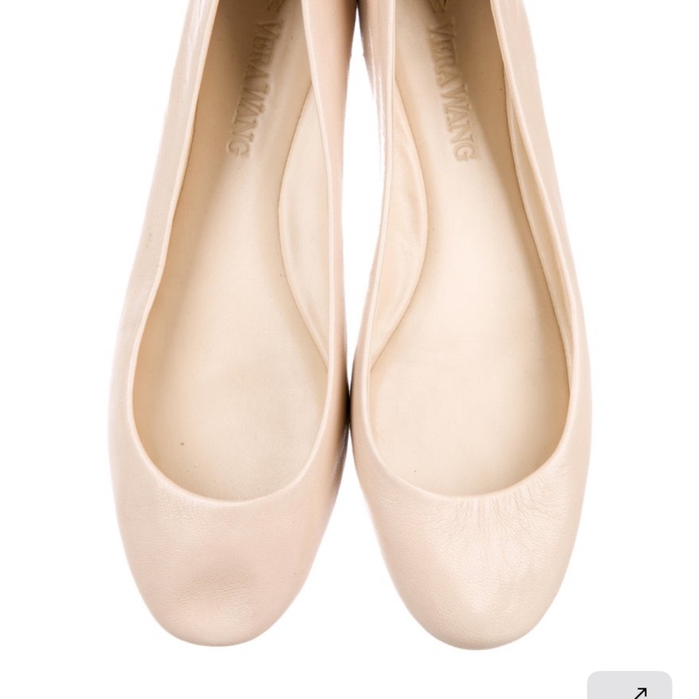 Vera Wang Women's 8.5 Leather Round Toe Flats